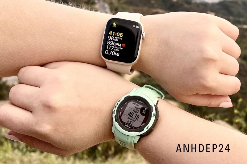 Apple Watch vs Garmin Which Smartwatch Should You Buy